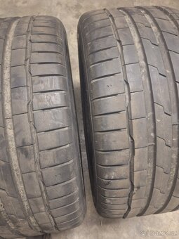 Letni pneu 285/40/19 - 2