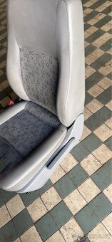 Sedadlo řidiče VW T5 - 2