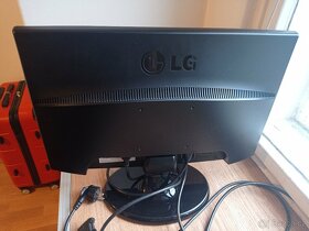 Monitor LG Flatron W2243T - 2
