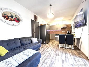 Prodej atypického domu v Mikulově - 2 byty, 1 apartmán - 2