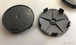 Plastové pokličky na alu kola průměr 64-68 mm - 2