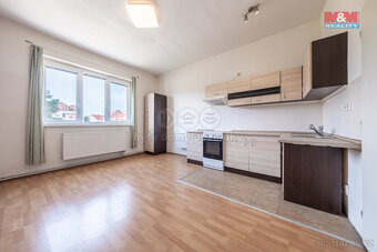 Prodej rodinného domu, 150 m², Milovice, ul. Mírová - 2