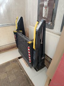 Plošina pro vozíčkáře hydraulická - 2