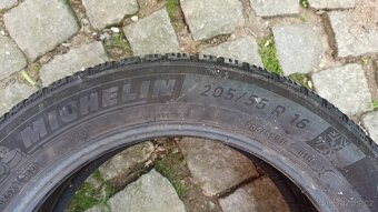 Zimní Pneu 205/55/R16 Michelin - 2