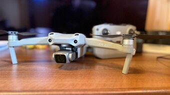 DJI Air 2s 4xbatt, kufr , prislusenstvi , 2x nabijecky - 2