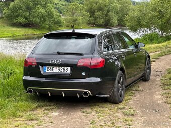 Audi - 2