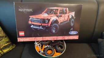 Lego 42126 Ford Raptor - 2