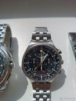 3x hodinky Citizen a 1x The One - 2