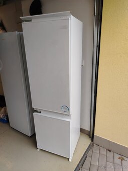 Vestavěná lednice Beko CBI 7771 F s mrazničkou - 2