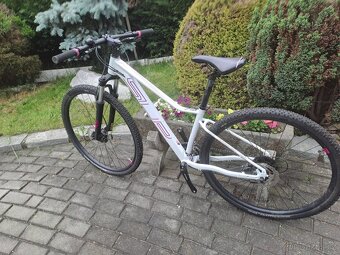 Superior XC 819 W - 2