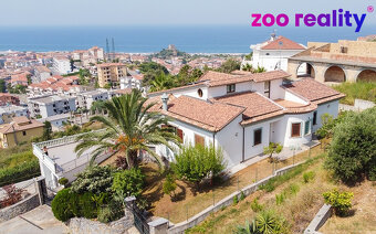 Prodej, vila 8+2, Petrosa, Itálie - 2