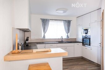 Prodej Rodinný dům, 180㎡ - 2
