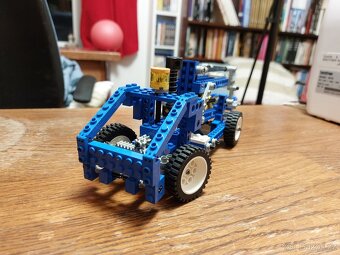 LEGO 8042 Multi Model Pneumatic Set - 2