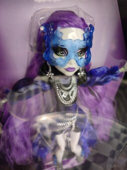 Monster High Collector – Spectra Vondergeist Midnight Runway - 2