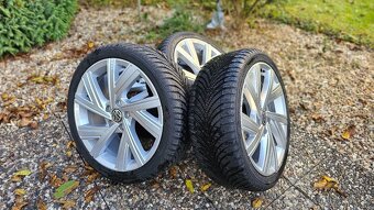 Alu kola VW Bergamo r18 + nové celoročky 225/40 - 2