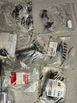 Výprodej autodílů - 2