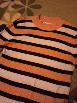 Svetry, svetříky vel. 36/S a 38/M - 2