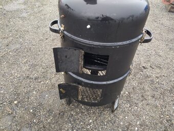 Zahradní gril na dřevěné uhlí, tříroštový, s teploměrem - 2