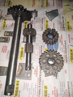 Prodám nový díly převodovky Jawa 20 21 23 mustang. - 2