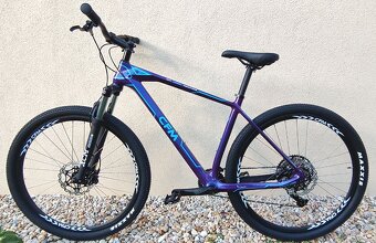 Exkluzivní karbonové horské kolo CFM - 2