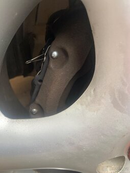 Prodám vyměním Mazdu 323F REZERVACE - 2