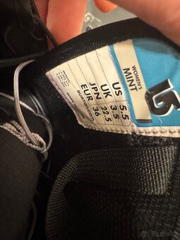 Dětský snowboard a boty Burton - 2