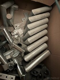 anténní držák na zeď - 2