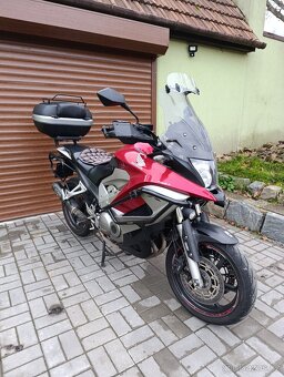 Honda VFR 800 X Crossrunner - 2