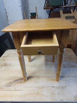 Dětský stolek - 2