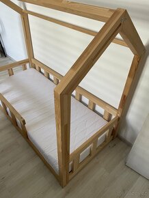 Dětská postel domeček + matrace - 2