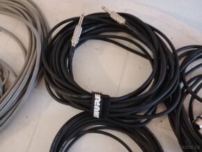 kabely a konektory - 2
