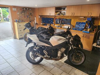 Triumph daytona600 - 2