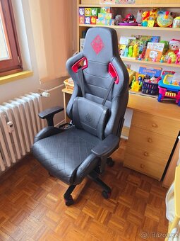 HERNÍ KŘESLO OMEN by HP Citadel Gaming Chair - 2