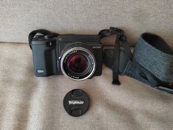 Ricoh GXR Mount A12 - Leica + Voigtlander 40mm f1. 4 - 2