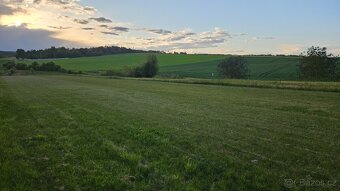 Prodej stavebního pozemku 4200 m² Zakřany - 2