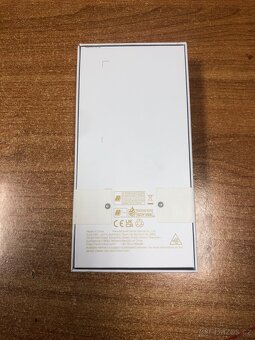 Mobil Honor 400 lite - 2
