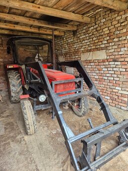 Zetor 5711 s čelním nakladačem - 2