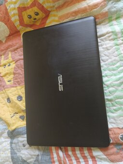 15,6" herní Notebook;Intel i5;2gb grafika - 2