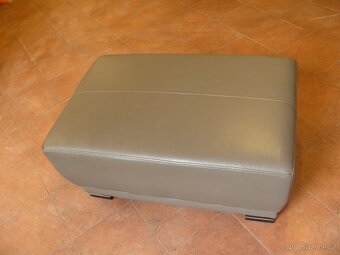 Taburet, mini gauč 80 x 65 cm jako nový - 2