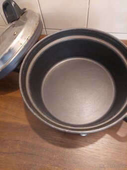 Prodám teflonovou remosku průměr 25cm - 2