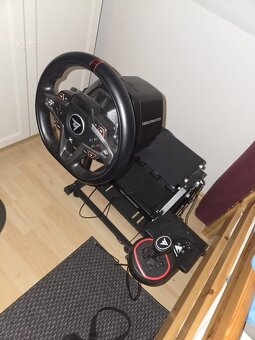 Volant Thrustmaster + pedály + převodovka se stojanem - 2