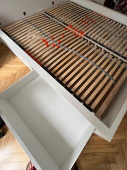 Manželská postel MALM - 2