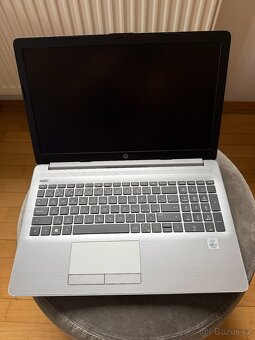 P: HP 250 G7 i3-10th/8GB/256GB - 2