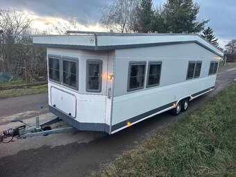 Karavan Hobby Landhaus - Přídavná Střecha, Předstan - 2