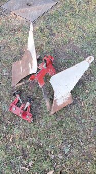 Oboustranný pluh vari APH-352 - 2