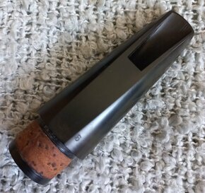 Amati 6 - hubička na B klarinet - 2