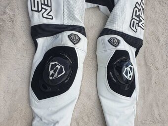 Moto kombineza Arlen Ness 52 L - 2