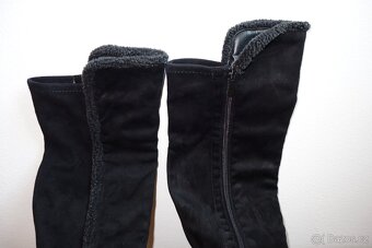 Vysoké dámské zimní semišové kozačky vel.37 - 2
