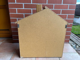 Regal na zed - domecek - pro deti - 490 kc - 2