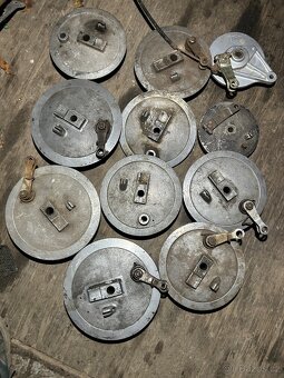 Brzdové štíty Jawa/čz - 2